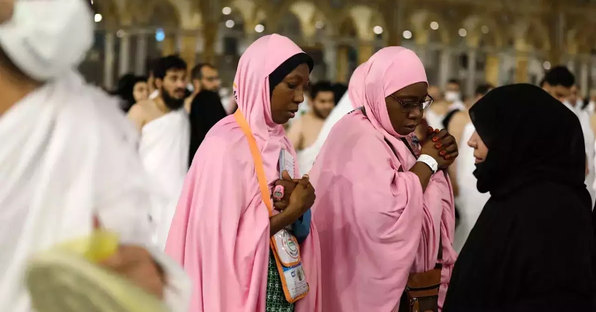 SAUDI EXPATRIATES Saudi Arabia issues a dress code for Muslim